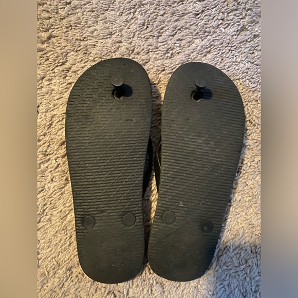 MLB Baltimore Oriole’s Flip flops size 5/6 - Picture 3 of 3